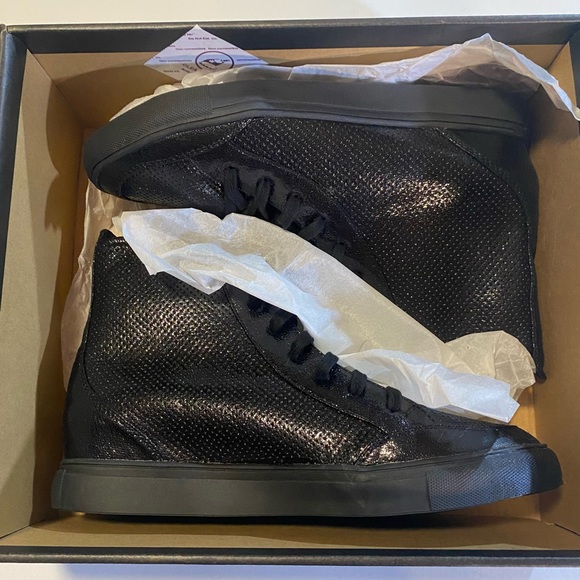 Beau+Ashe Glittery black mesh hi top sneakers size 11, like new. Sexy, club wear - Picture 13 of 14